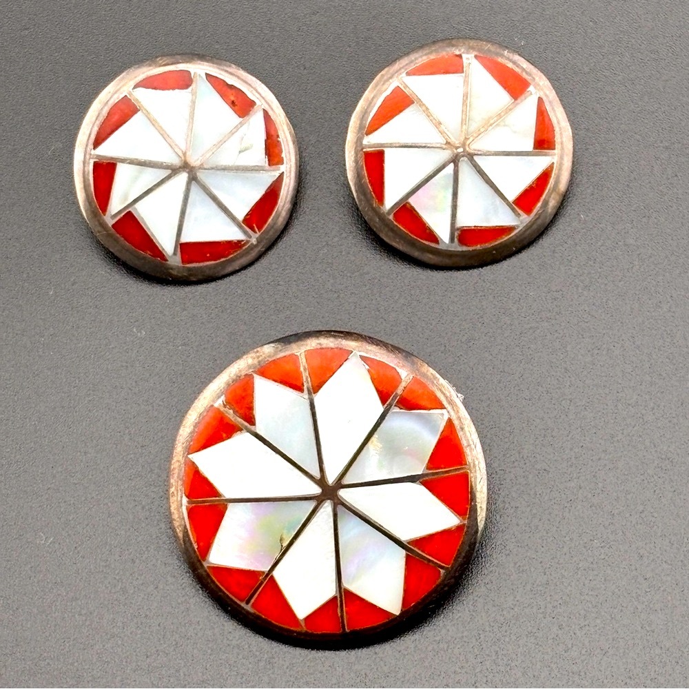 Vintage Spiny Oyster and Mother of Pearl Inlay Brooch and Clip-on Earrings